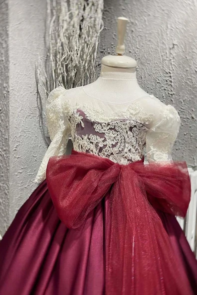 Kız Çocuk Yakası Şeffaf Tül Omuz ve Kolları Güpür İşlemeli Fiyonk Detaylı Saten Bordo Uzun Abiye - Resim 4