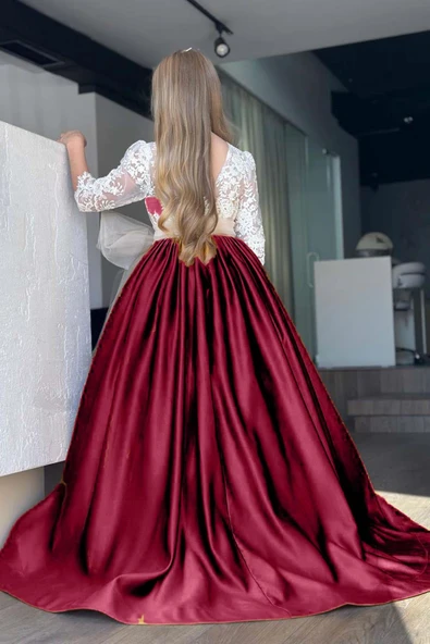 Kız Çocuk Yakası Şeffaf Tül Omuz ve Kolları Güpür İşlemeli Fiyonk Detaylı Saten Bordo Uzun Abiye - Resim 2