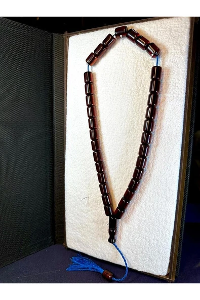 ÇUBUK KEHRİBAR TESBİH KOYU BORDO RENKLİ KAPSÜL KESİM BÜYÜK BOY T-146
