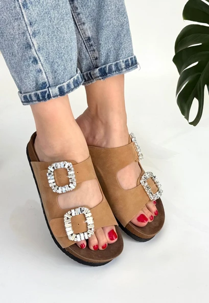 Nool Camel Nubuk Terlik ürün görseli