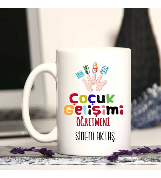 Çocuk Gelişimi Öğretmenine Özel Öğretmenler Günü Hediyesi Kişiye Özel Kupa Bardak