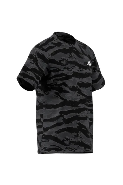 adidas Erkek  Siyah  T-Shirt CAMO AOP TEE JN5953 - 9
