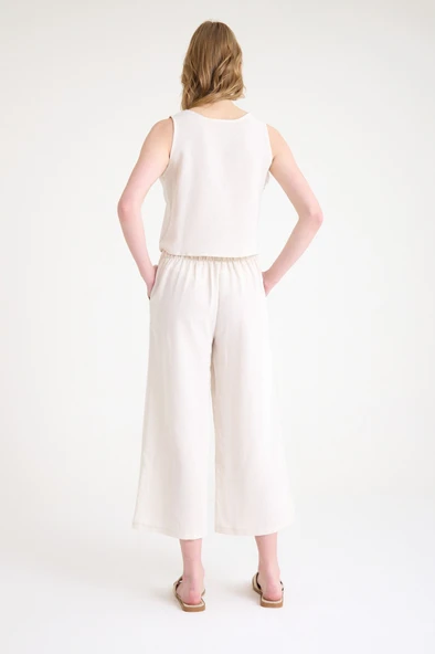 Keten Yazlık Yüksel Bel Capri Pantolon Sırt Detaylı Kolsuz İkili Takım - Resim 6