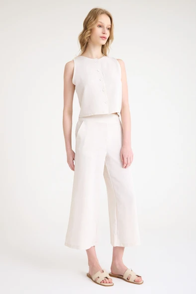 Keten Yazlık Yüksel Bel Capri Pantolon Sırt Detaylı Kolsuz İkili Takım - Resim 3