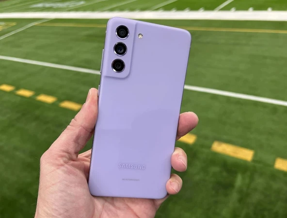 Samsung Galaxy S21 FE 128 GB Mor 8 GB Ram Yenilenmiş Ürün (Sıfır Gibi) - 3