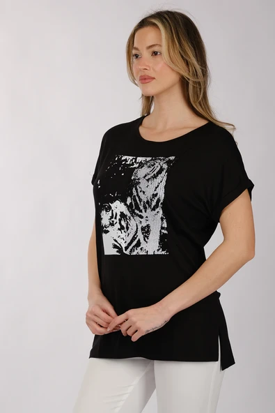 Daido Oversize Yuvarlak Yaka Kısa Kol Kadın Tişört - Minimalist Tarz - 4