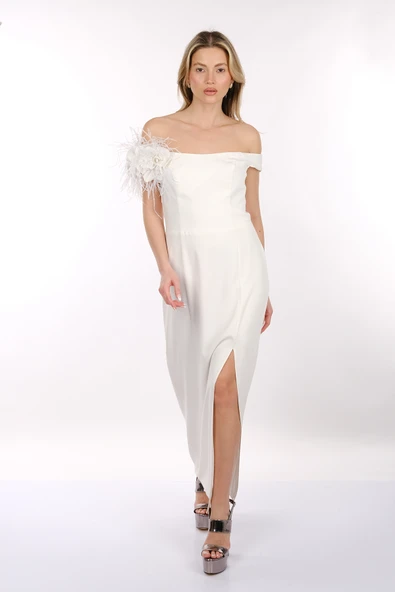 DORİDORCA Kayık Yaka Düşük Kol Yırtmaçlı Saten Kumaş Maxi Boy Kadın Abiye Elbise 2246040 - Resim 3