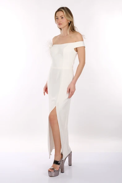 DORİDORCA Kayık Yaka Düşük Kol Yırtmaçlı Saten Kumaş Maxi Boy Kadın Abiye Elbise 2246040 - Resim 4