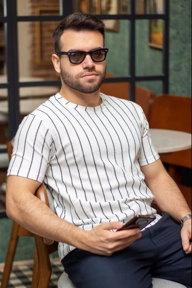 Erkek Beyaz Siyah Çizgi Desen Esnek Krep Bürümcük Kumaş İnce Tişört 25ETSHKRIN