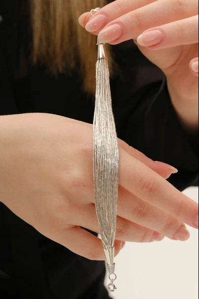 Gümüş özel tasarımlı modern görünümlü 25 sıra likit bileklik SGTL12804GUMUS ürün görseli