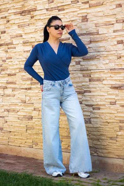 Kadın Mavi Kruvaze Kapamalı Sandy Kumaş Bluz 25KBLZ4058 - 3