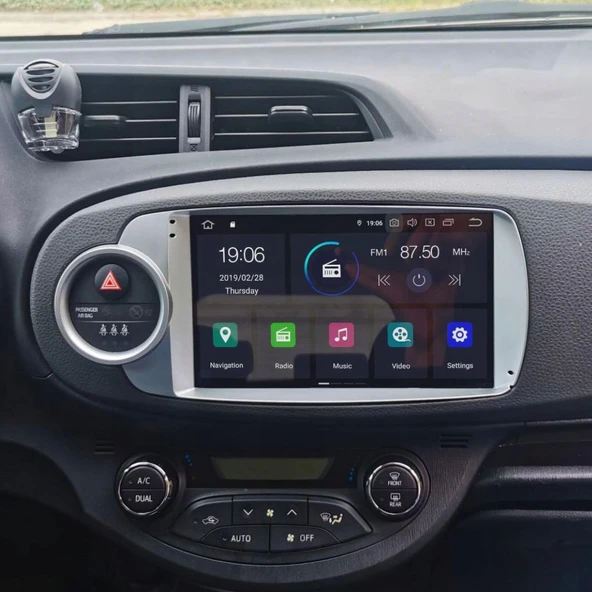 Toyota Yaris Araç Multimedya Android Ekran Carplay Navigasyon Double Teyp 4+64 9" 12-20 Silver CADENCE - 4