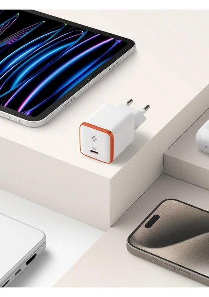 Spigen EE301 30 W Type-C Beyaz Hızlı Şarj Adaptörü - 3