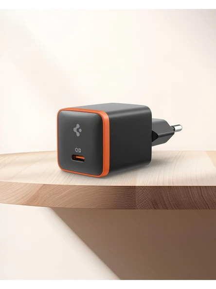 Spigen EE301 30 W Type-C Siyah Hızlı Şarj Adaptörü - 6