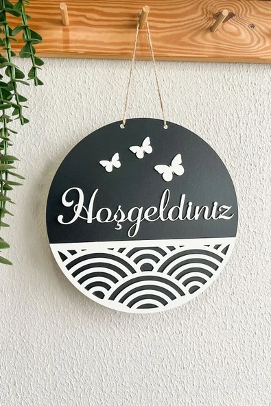 Hoşgeldiniz Yazılı Kapı Süsü - Siyah  Beyaz MDF Geometrik Şekil ve Kelebek Süslemeli 25 cm - 5