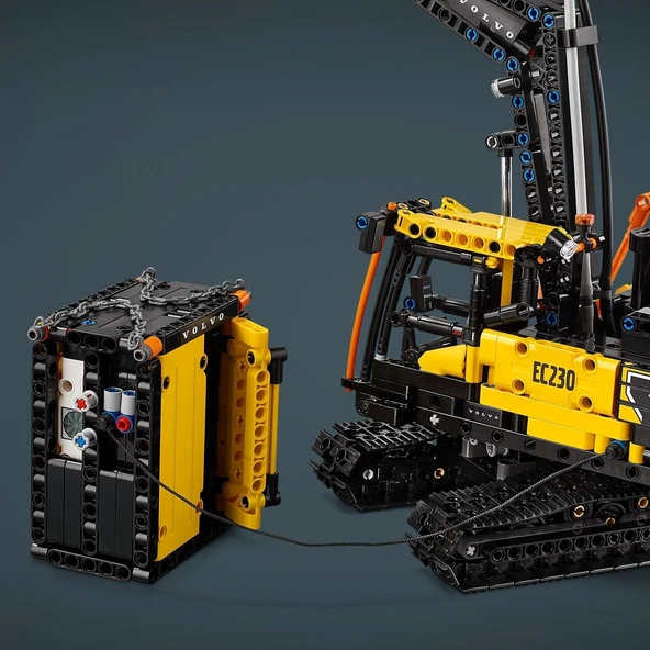 ® Technic Volvo Fmx Kamyon ve EC230 Elektrikli Ekskavatör 42175 -10 Yaş ve Üzeri Çocuklar Için Yarat - 6