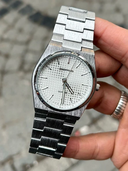 Beyaz Yuvarlak Kadran Detay Şık ve Modern Tasarıma Sahip Gümüş Renk Çelik Kasa ve Kordonlu Kol Saati ürün görseli 1