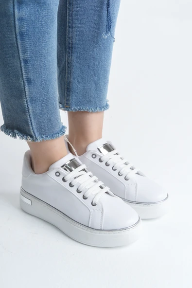 MINA Beyaz Gümüş Bağcıklı Ortopedik Taban Kadın Sneaker Spor Ayakkabı