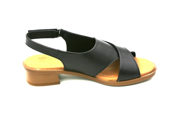 Venüs 24026025Y Kadın Deri Sandalet - 2