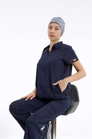BRLMEDİNİLLA Brl Üniforma  Tek Üst Yandan Cepli Gizli Fermuar Polo Yaka Doktor ve Hemşire  Cerrahi Forma Lacivert