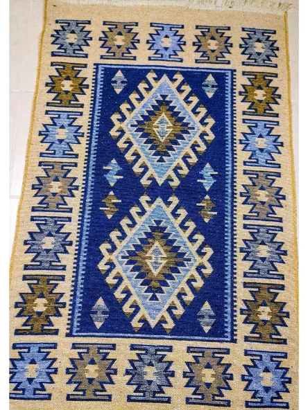 Makine Dokuma Uşak Kilimi, Püsküllü, Çift taraflı - 2