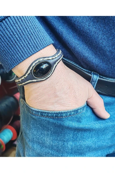 EL İŞÇİLİĞİ İLE ÖZEL ÜRETİLMİŞ DOĞAL TAŞLI DERİ KAPLAMALI BAKIR BİLEKLİK