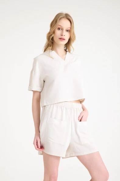 Yaka Detaylı Şortlu İkili Takım - Resim 8