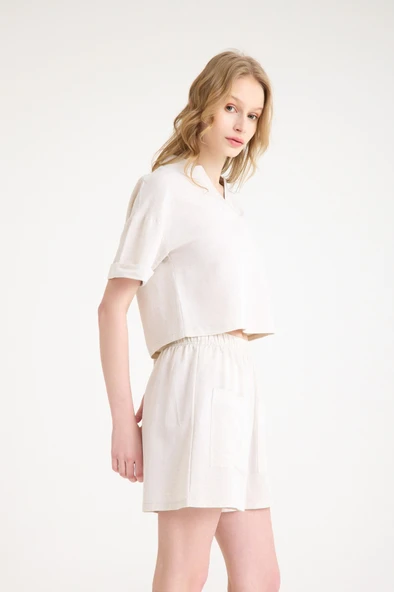 Yaka Detaylı Şortlu İkili Takım - Resim 3