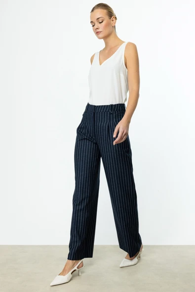 Ekol Yüksel Bel Pileli Çizgili Bol Paça Kadın Pantolon 25YEKL04056 - Resim 5