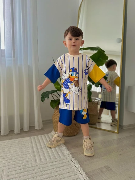 ERKEK ÇOCUK DONALD DUCK BASKILI ÇİZGİLİ ŞORTLU TAKIM