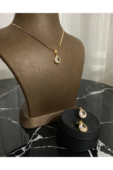 şık beyaz zirkon taşlı kolye küpe seti