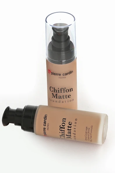 Pierre Cardin Chiffon Touch Mat Görünüm Veren Fondöten-Classic Beige-717 - 3