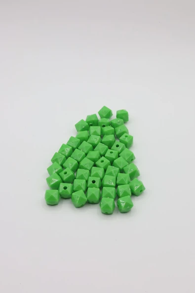 AKRİLİK KÜP BONCUK - 7