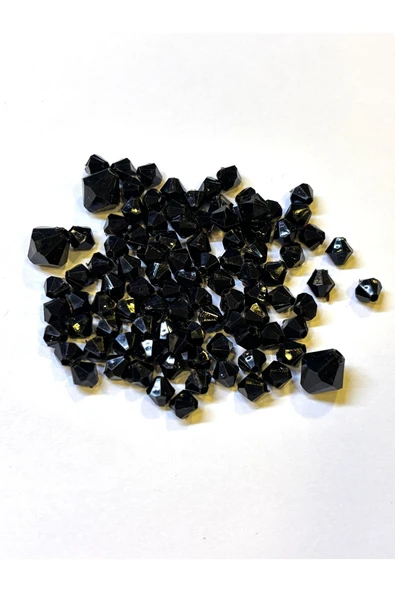 AKRİLİK PİRAMİT BONCUK 4-6-8 MM - 6