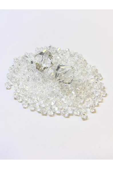 AKRİLİK PİRAMİT BONCUK 4-6-8 MM - 3