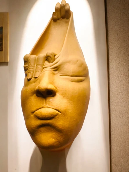 Soyut 3D Yüz Heykeli – Modern Duvar Sanatı | El Yapımı Dekoratif Mask | 48x18 cm Heykel Duvar Dekoru - 5