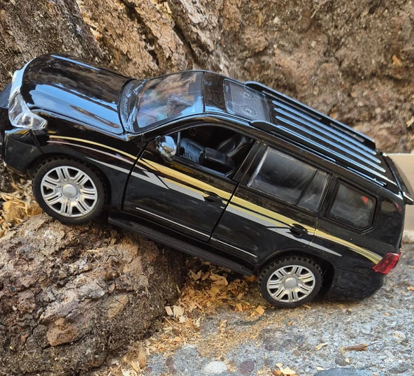 Oyuncak Araba Toyota Jip Land Cruiser V8 Model Araç Sesli &Işıklı Jeep Land Cruiser 15 Cm Çek Bırak - 5