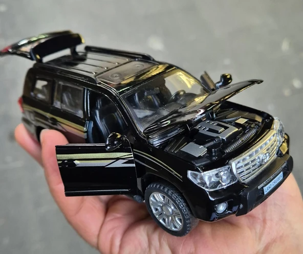 Oyuncak Araba Toyota Jip Land Cruiser V8 Model Araç Sesli &Işıklı Jeep Land Cruiser 15 Cm Çek Bırak