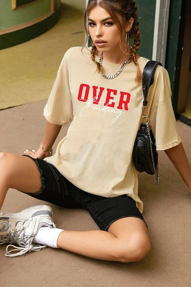 Unisex Over Thinking Baskılı T-shirt