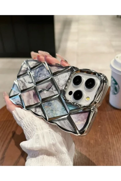Iphone 11 Uyumlu Baklalı Desenli Kılıf