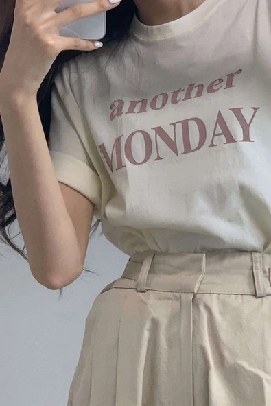 Unisex Another Monday Baskılı Oversize Tshirt - Resim 3