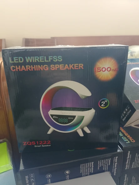 15W kablosuz hızlı şarj standı istasyonu Bluetooth hoparlör çalar saat masa lambası RGB renkli ışık akıllı telefon için şarj cihazı - 2