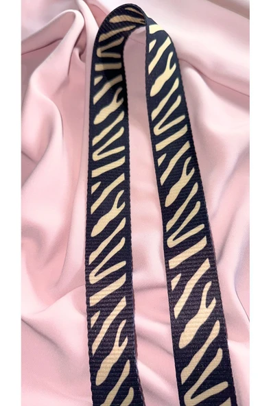 Uzun Kısa Ayarlanabilen Boyuna Takılan Telefon Askısı - Resim 4