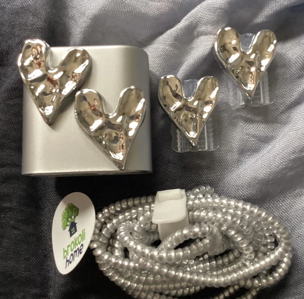 Brokoli Home iPhone 18W/20W Uyumlu Şarj Kılıfı, Şarj Örme Aparatı, Kablo Koruyucu Aparatı,Ç.Kalp - 2