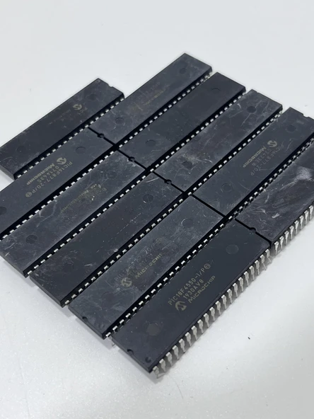 Microchip PIC18F4550-I/P Mikrodenetleyici 11 Adet - 3