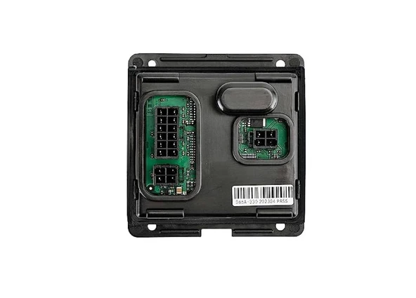 Vw Passat B6 Sağ Far Beyni 7L6 941 330 ürün görseli