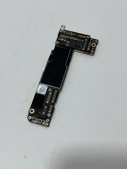 Apple iPhone 12 Anakartı 820-01970-A - 2
