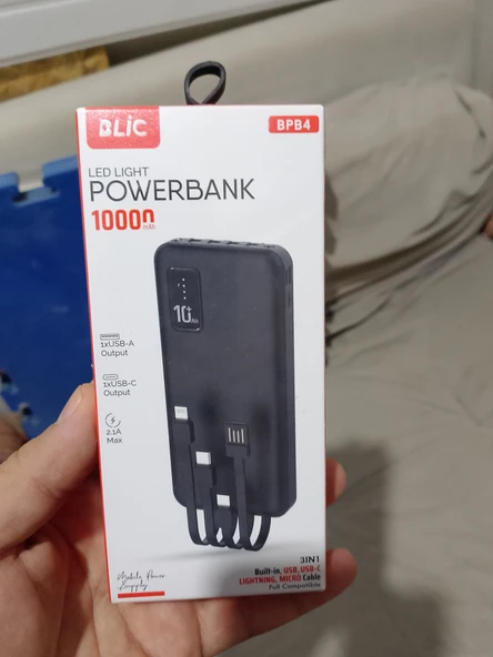 Bpb04 10000 mah powerbank LCD Ekranlı 3in1 Kablolu, 2.1A Hızlı Şarj, USB-A USB-C Girişli - 3
