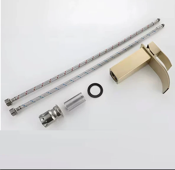 LAVABO BATARYASI MAT GOLD ŞELALE KARE GÖVDE EĞİMLİ HAVZA BANYO ARMATÜR ÇİFT GİRİŞ MUSLUK LÜKS ERGONOMİK - 7