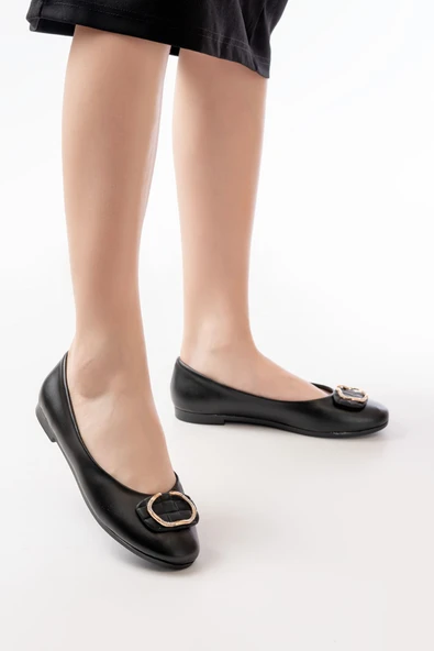 İNF-325 Siyah Tokalı Aksesuarlı Günlük Kadın Babet - 4